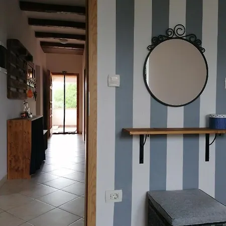 House Mario Near Rovinj Appartamento *