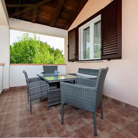 House Mario Near Rovinj Kanfanar